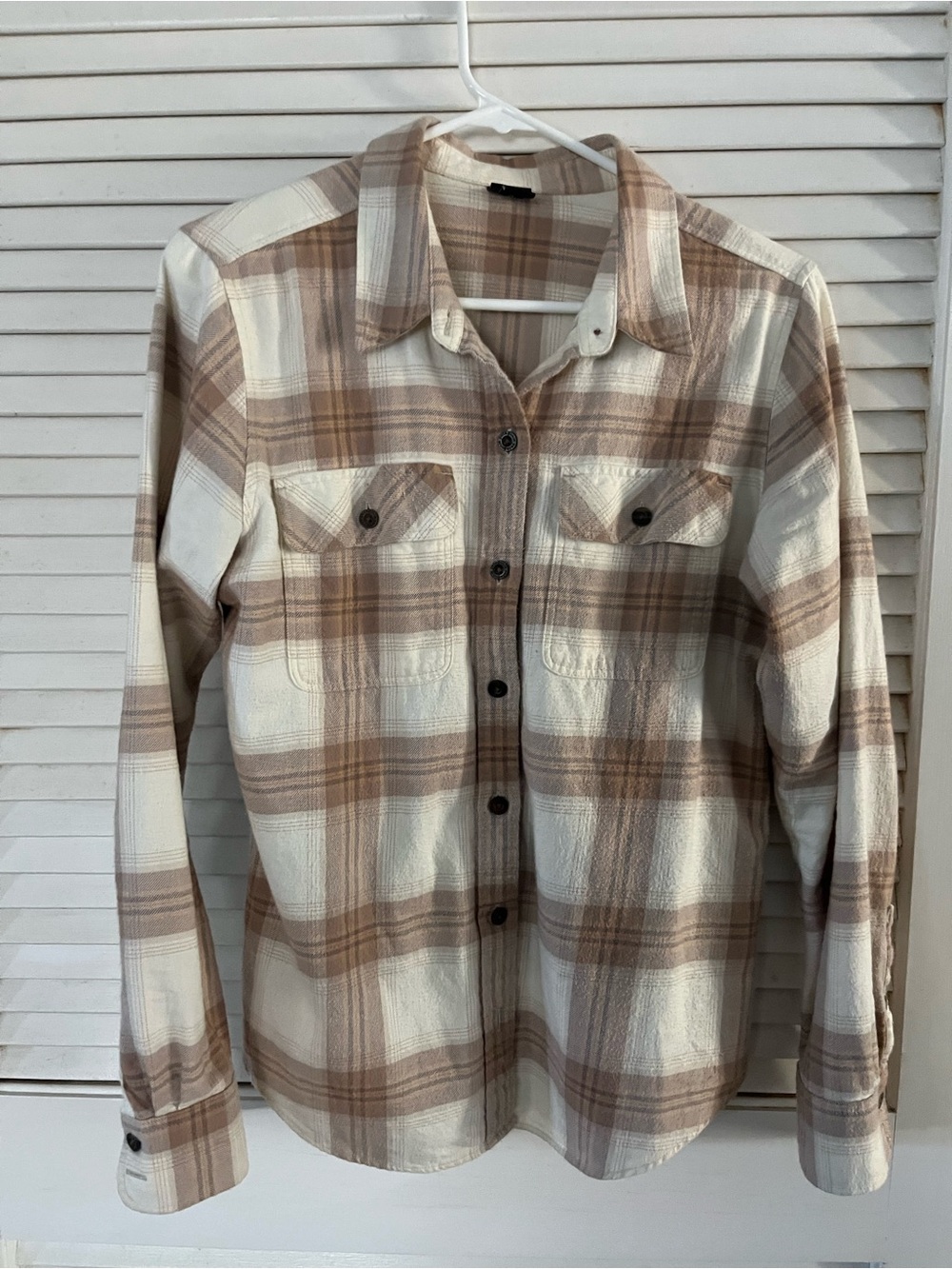 Patagonia Women’s Plaid Shirt Jacket - Cream & Brown